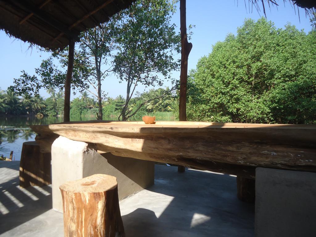 4 S Villa Tangalle Luaran gambar